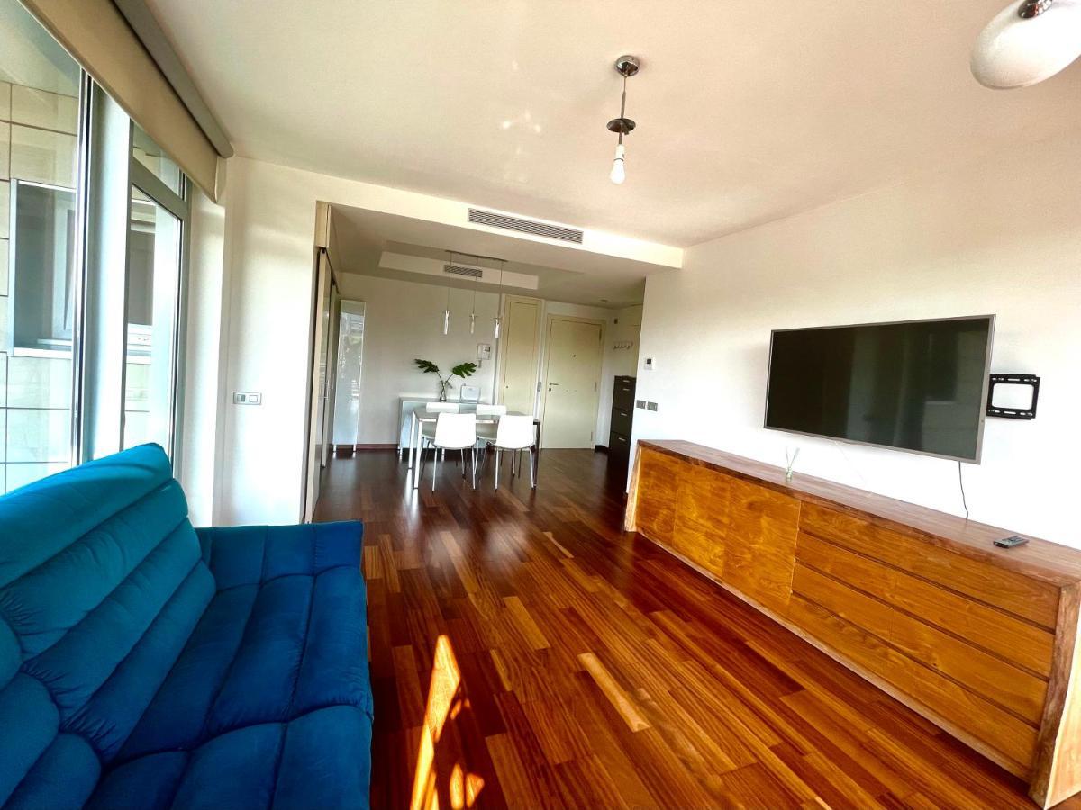 Smluxuryhouse Apartment Sant Adria de Besos Bagian luar foto